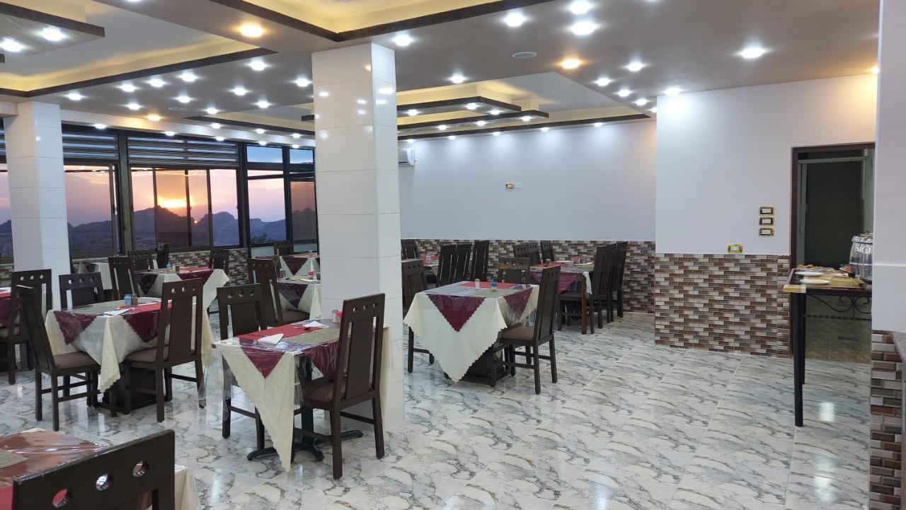 Petra Guests Hotel Wadi Musa Exterior foto