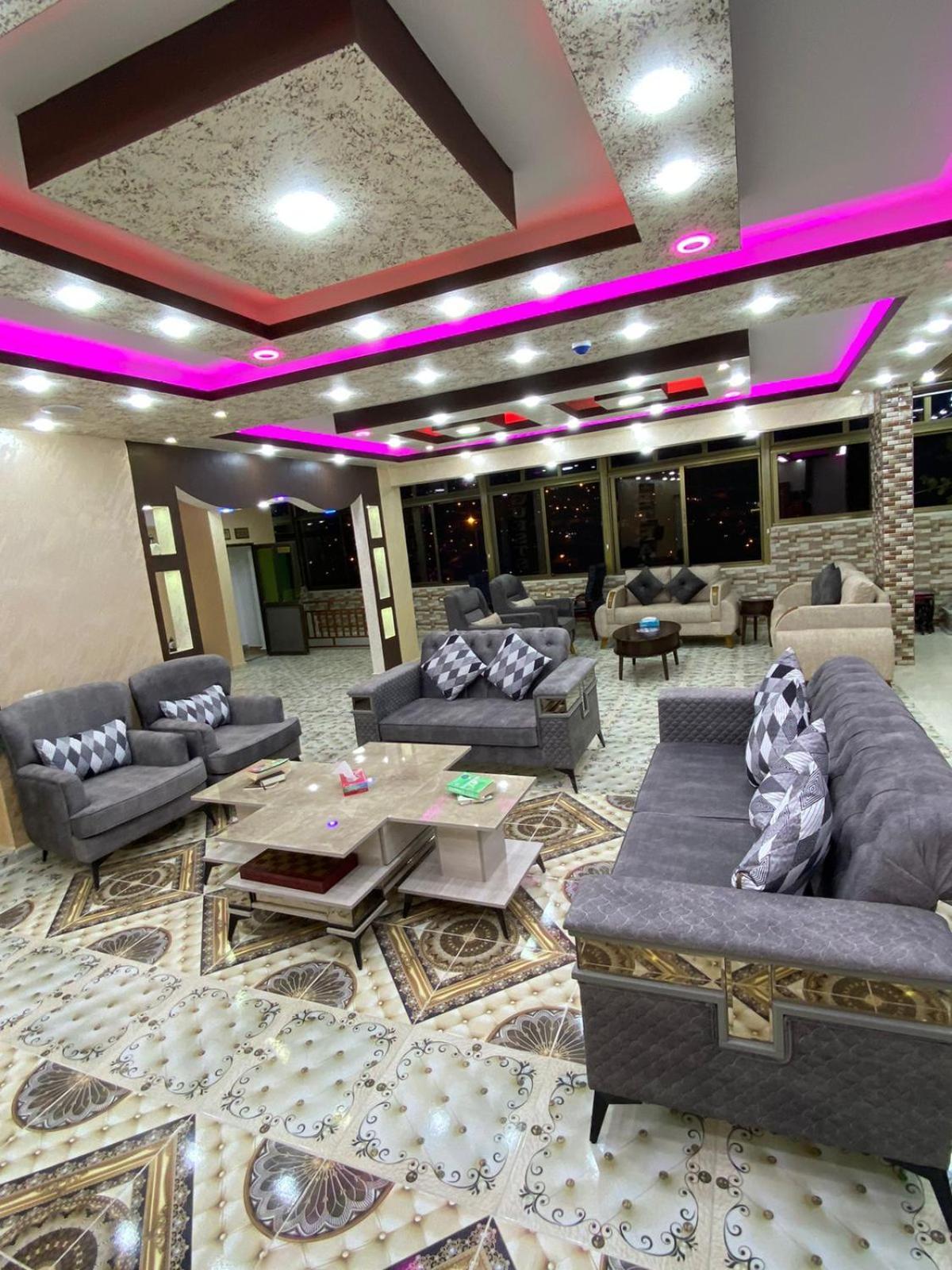 Petra Guests Hotel Wadi Musa Exterior foto